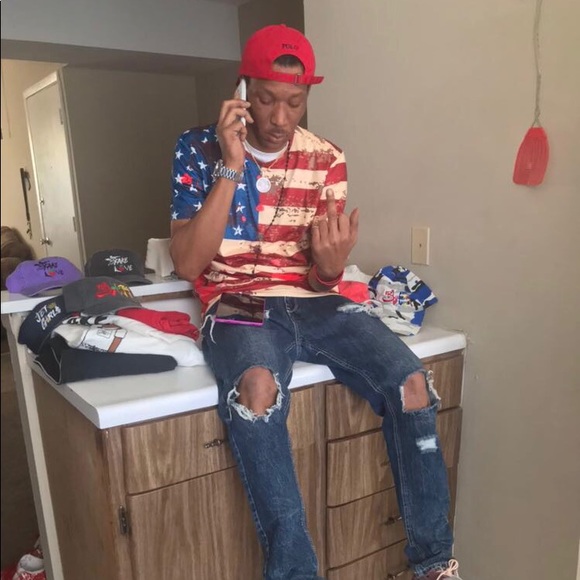 Meet your Posher, Laval - Picture 2 of 2